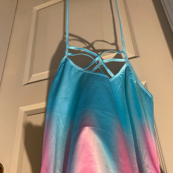 LADIES LONG CRISS CROSS NECK SLEEP DRESS - Picture 2 of 9